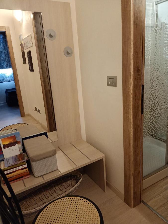 Vite Dipinte 1 Bilocale In Langa Appartement Novello Buitenkant foto