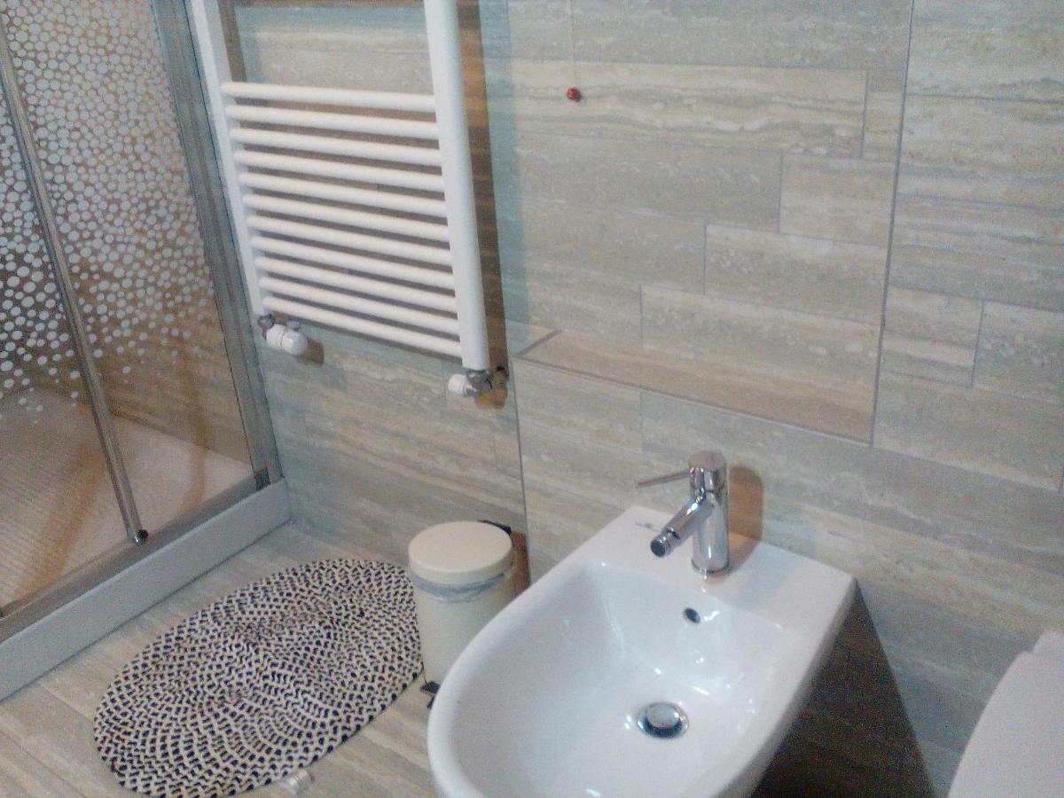 Vite Dipinte 1 Bilocale In Langa Appartement Novello Buitenkant foto