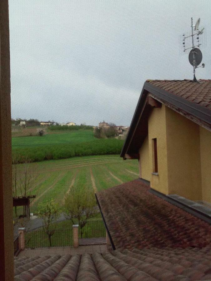 Vite Dipinte 1 Bilocale In Langa Appartement Novello Buitenkant foto